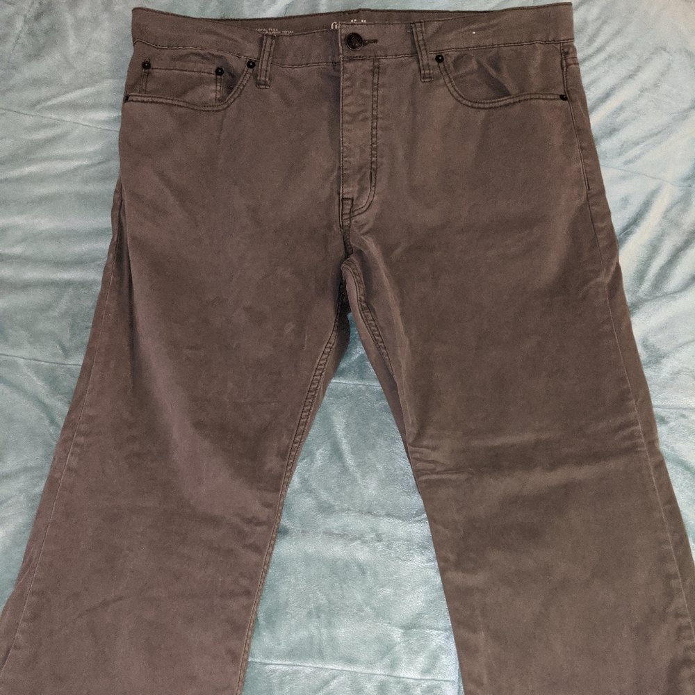 Khakis - Picture 4 of 4